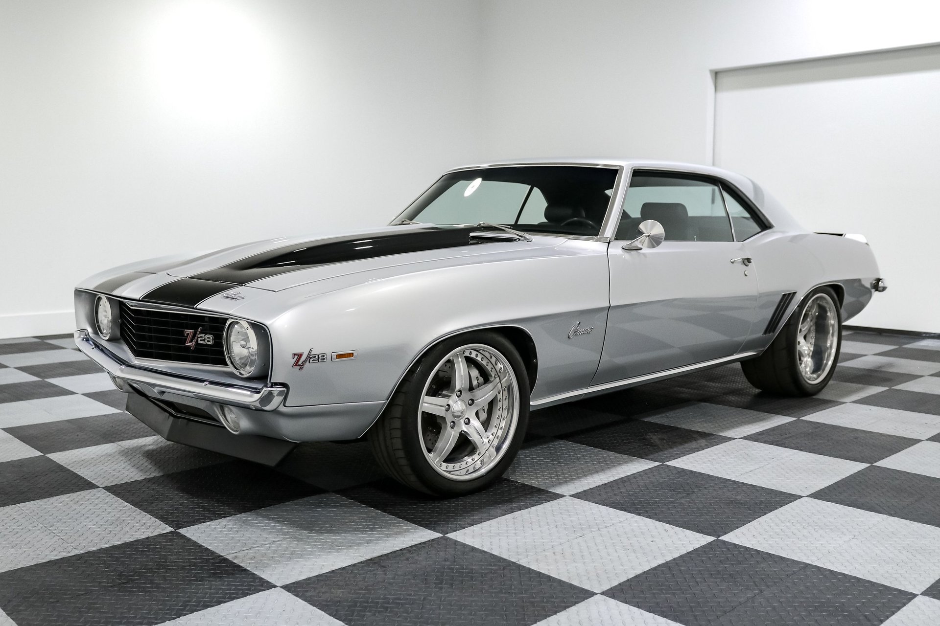 1969-chevrolet-camaro-z28-mr2bujnb